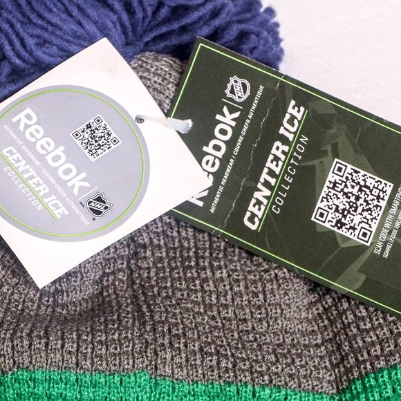 NWT Reebok CANUCKS  NHL Centre Ice Toque - VANCOUVER CANUCKS - Picture 2 of 3